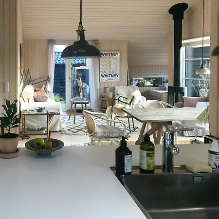 Сasa de vacaciones House With Cozy Corners In Tisvildeleje